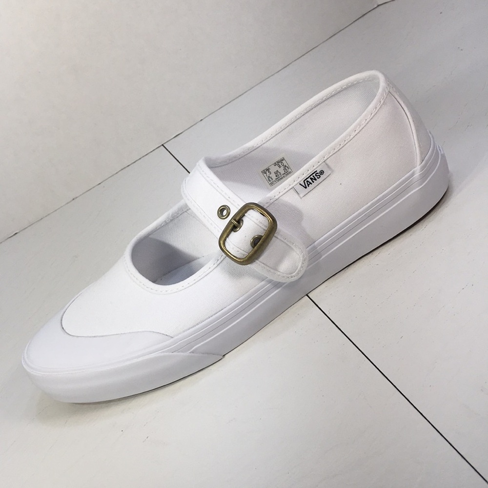 NWOT Vans Mary Jane Sport Pumps in White Women’s 9 - Picture 2 of 9